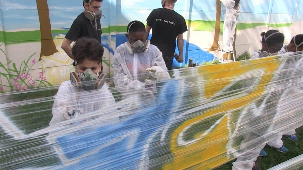 , (Saint-Maur-des-Fossés): Réalisation d’une fresque géante avec les enfants de l’accueil de loisirs des Rives de la Marne
