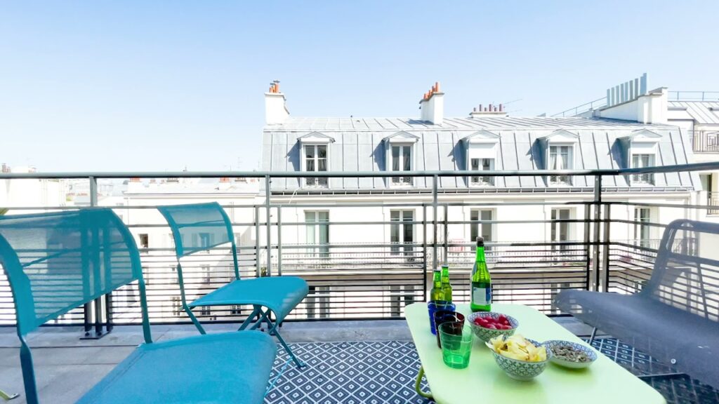 , (Levallois-Perret): Viktor – Appartement Familial avec Terrasse – Levallois-Perret